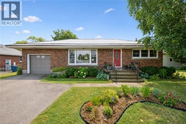 1065 ERIE Street Stratford Ontario photo 1