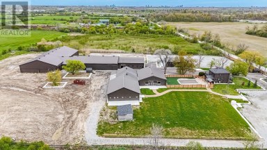 2483 BURNHAMTHORPE ROAD Oakville (OA Rural Oakville) Ontario photo 2