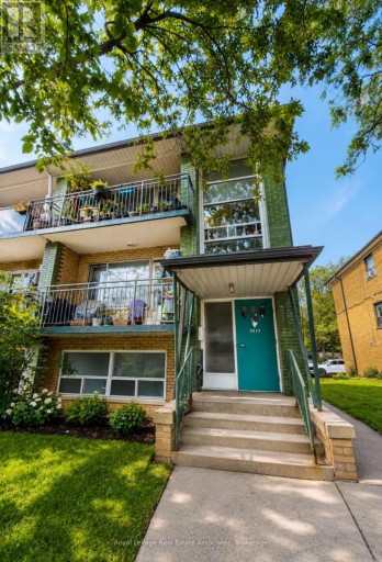 1 - 3877 BATHURST STREET, Toronto (Lansing-Westgate), Ontario, M3H3N4