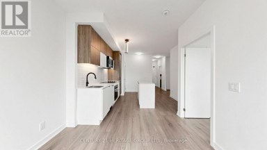 718 - 8888 YONGE STREET Richmond Hill (South Richvale) Ontario photo 14