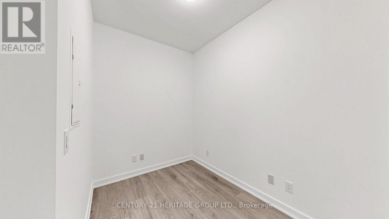 718 - 8888 YONGE STREET, Richmond Hill (South Richvale), Ontario, L4C5V6