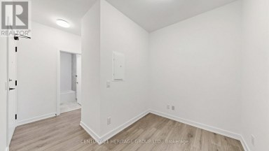 718 - 8888 YONGE STREET Richmond Hill (South Richvale) Ontario photo 22