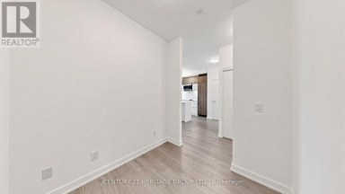 718 - 8888 YONGE STREET Richmond Hill (South Richvale) Ontario photo 25
