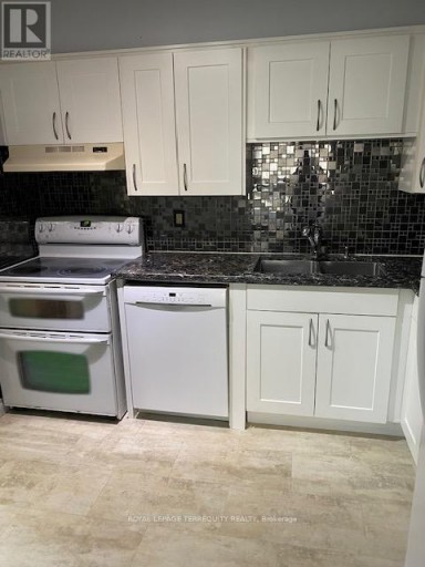 604 - 50 ELM DRIVE E, Mississauga (Mississauga Valleys), Ontario, L5A3X2