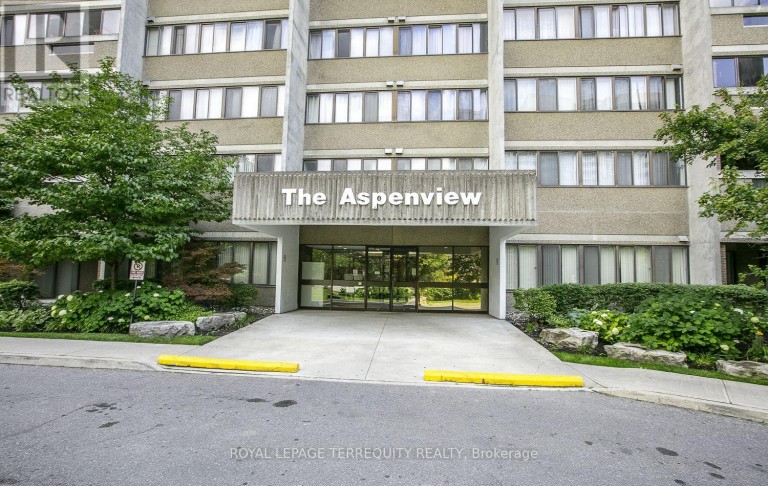 604 - 50 ELM DRIVE E, Mississauga (Mississauga Valleys), Ontario, L5A3X2