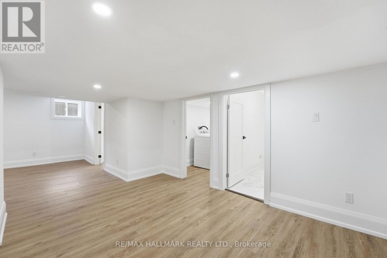 49 GREENDOWNS DRIVE, Toronto (Scarborough Village), Ontario, M1M2G6