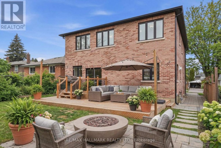 49 GREENDOWNS DRIVE, Toronto (Scarborough Village), Ontario, M1M2G6