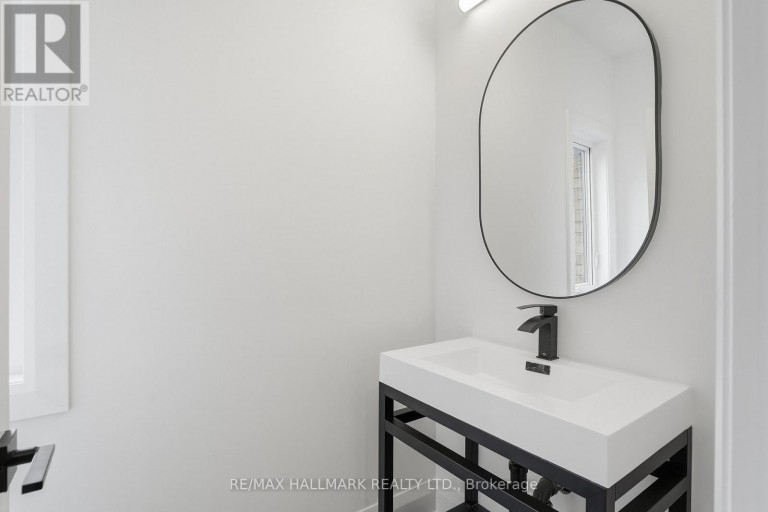 49 GREENDOWNS DRIVE, Toronto (Scarborough Village), Ontario, M1M2G6