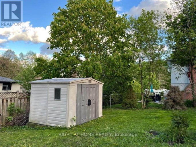 39 DEVINS DRIVE, Aurora (Aurora Heights), Ontario, L4G2Z3
