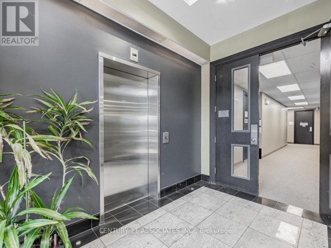 105 - 200 MATHESON BOULEVARD W, Mississauga (Gateway), Ontario, L5R3L7
