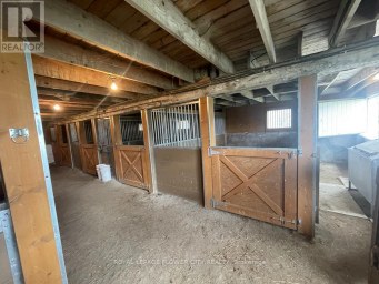(BARN) - 14264 EIGHTH LINE Halton Hills (Rural Halton Hills) Ontario photo 8
