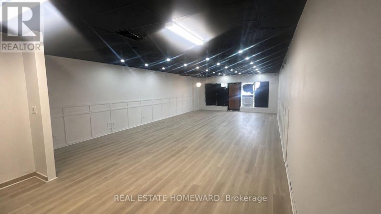 #4 - 3095 EGLINTON AVENUE E, Toronto (Scarborough Village), Ontario, M1J2E9