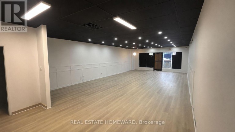 #4 - 3095 EGLINTON AVENUE E, Toronto (Scarborough Village), Ontario, M1J2E9