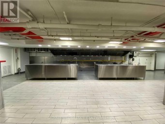 LOWER - 4894-4896 DUNDAS STREET W Toronto (Islington-City Centre West) Ontario photo 1