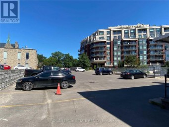 LOWER - 4894-4896 DUNDAS STREET W Toronto (Islington-City Centre West) Ontario photo 7