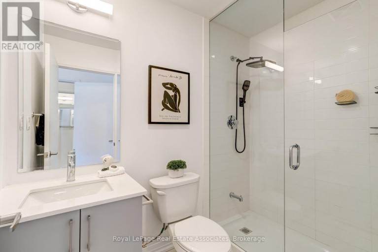 236 - 1145 JOURNEYMAN LANE, Mississauga (Clarkson), Ontario, L5J0B5