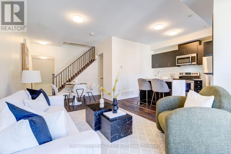 236 - 1145 JOURNEYMAN LANE, Mississauga (Clarkson), Ontario, L5J0B5
