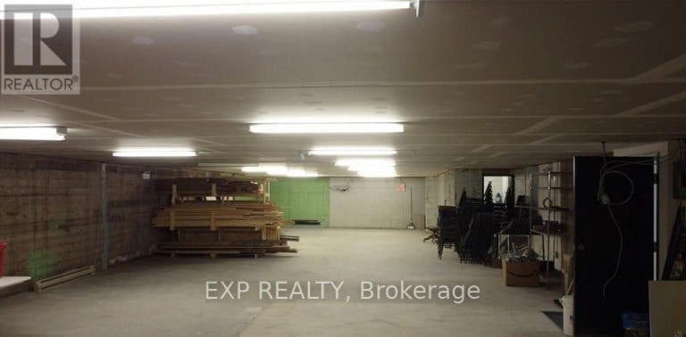 LOWER - 41 GENEVA STREET, St. Catharines (Downtown), Ontario, L2R4M5