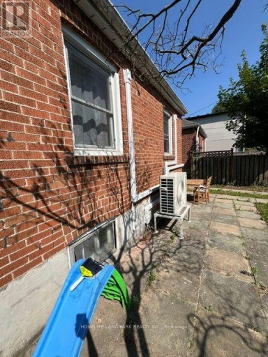 (BSMT) - 11 HUTTON AVENUE, Toronto (East York), Ontario, M4C3L2