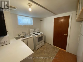 (BSMT) - 11 HUTTON AVENUE Toronto (East York) Ontario photo 4