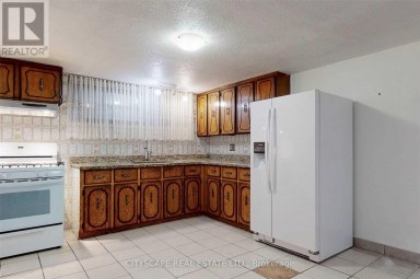 14 BEACON ROAD Toronto (Dorset Park) Ontario photo 5