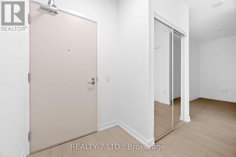 708 - 4010 EGLINTON AVENUE W, Toronto (Humber Heights), Ontario, M9A0G5