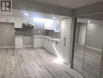BASEMENT APARTMENT - 31 LEXINGTON ROAD Brampton (Bram East) Ontario photo 3