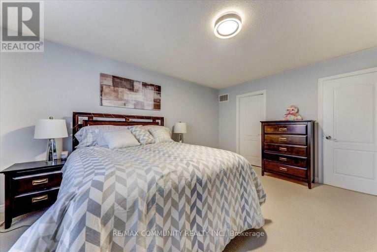 69 CLEARFIELD DRIVE, Brampton (Bram East), Ontario, L6P3J4