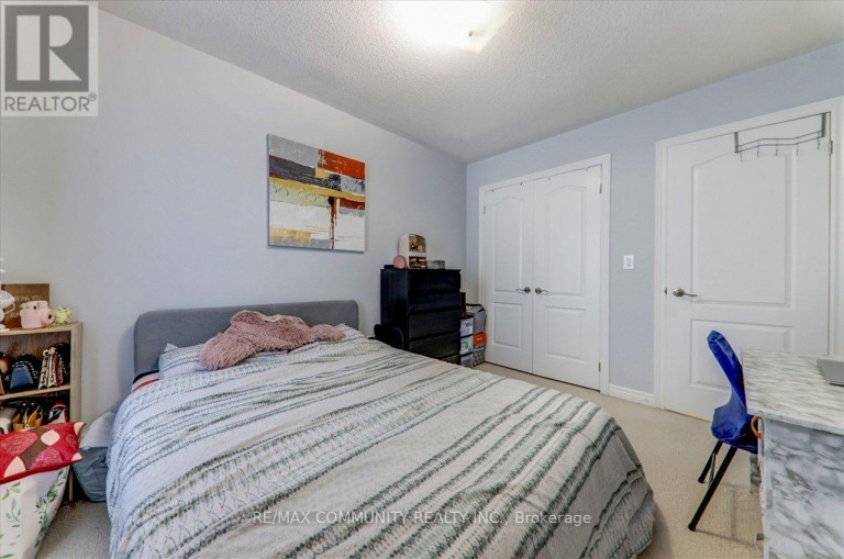 69 CLEARFIELD DRIVE, Brampton (Bram East), Ontario, L6P3J4