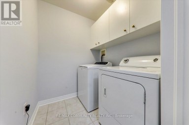 69 CLEARFIELD DRIVE Brampton (Bram East) Ontario photo 27