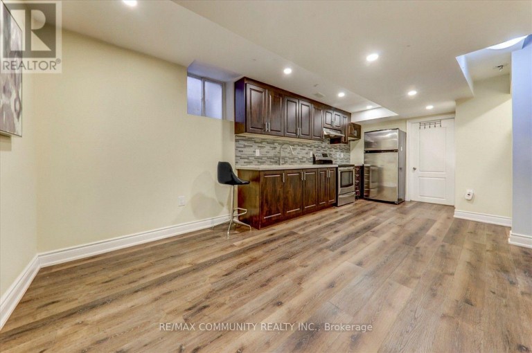 69 CLEARFIELD DRIVE, Brampton (Bram East), Ontario, L6P3J4