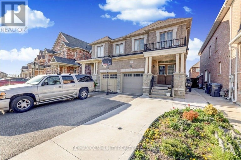 69 CLEARFIELD DRIVE, Brampton (Bram East), Ontario, L6P3J4