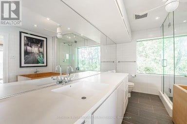 45 IVY LANE Orillia Ontario photo 25