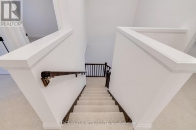 14 HOLDER DRIVE Brantford Ontario photo 18