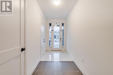 14 HOLDER DRIVE Brantford Ontario photo 3