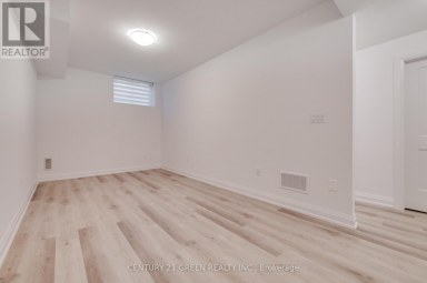 14 HOLDER DRIVE Brantford Ontario photo 32