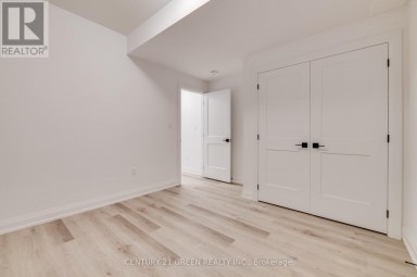 14 HOLDER DRIVE Brantford Ontario photo 36