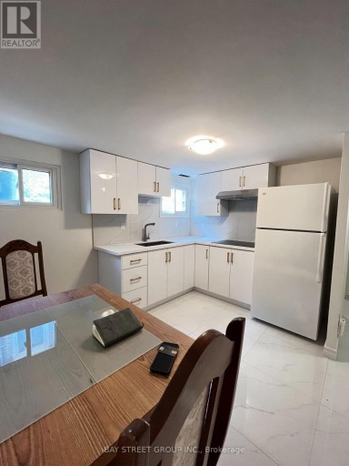 51 LADNER DRIVE, Toronto (Pleasant View), Ontario, M2J3Z9