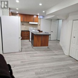 63 YORKLAND STREET Richmond Hill (Devonsleigh) Ontario photo 2
