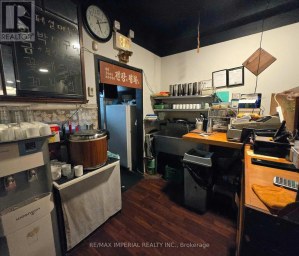 6309 YONGE STREET Toronto (Newtonbrook East) Ontario photo 9