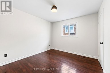 UPPER / 2ND - 402 KINGSTON ROAD Toronto (East End-Danforth) Ontario photo 13