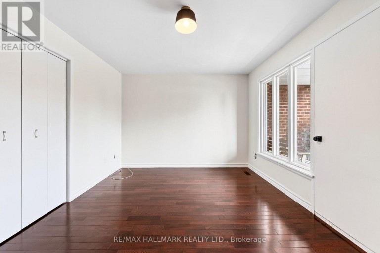 UPPER / 2ND - 402 KINGSTON ROAD, Toronto (East End-Danforth), Ontario, M4L1T9