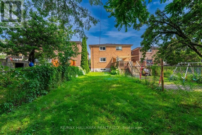 MAIN - 402 KINGSTON ROAD, Toronto (East End-Danforth), Ontario, M4L1T9