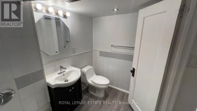 372 VICTORIA PARK AVENUE Toronto (The Beaches) Ontario photo 19