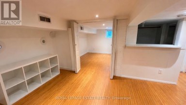 372 VICTORIA PARK AVENUE Toronto (The Beaches) Ontario photo 9
