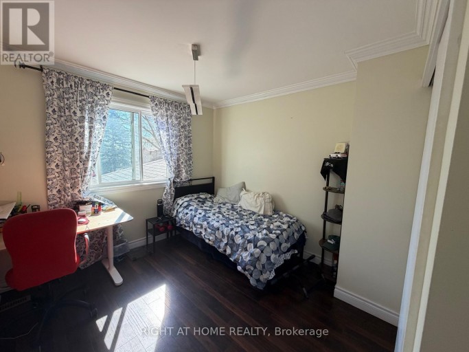 18 GOODFELLOW STREET, Whitby (Lynde Creek), Ontario, L1P1C4