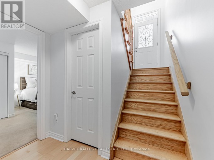 73 - 61 TOWN CENTRE COURT, Toronto (Bendale), Ontario, M1P5C5