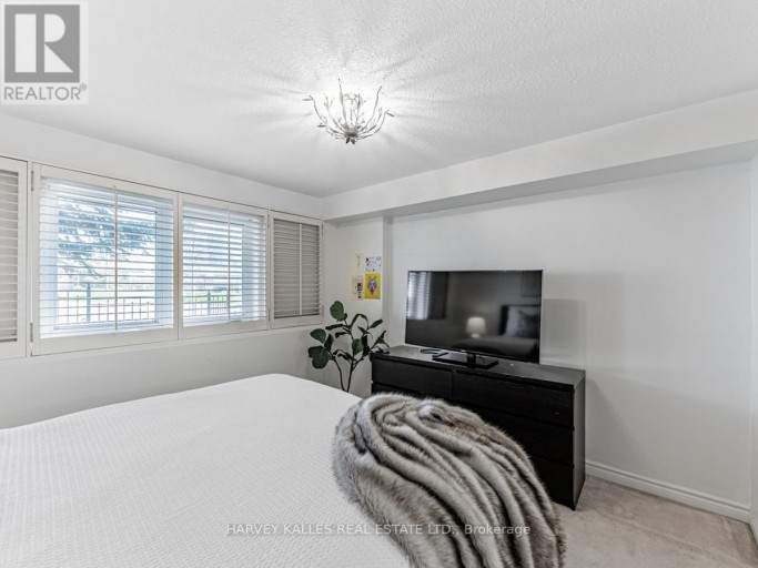 73 - 61 TOWN CENTRE COURT, Toronto (Bendale), Ontario, M1P5C5