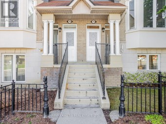 73 - 61 TOWN CENTRE COURT Toronto (Bendale) Ontario photo 2