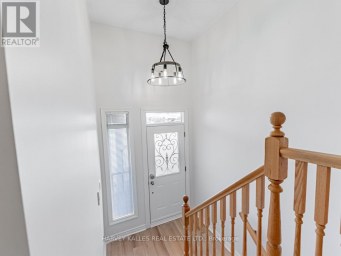 73 - 61 TOWN CENTRE COURT Toronto (Bendale) Ontario photo 4